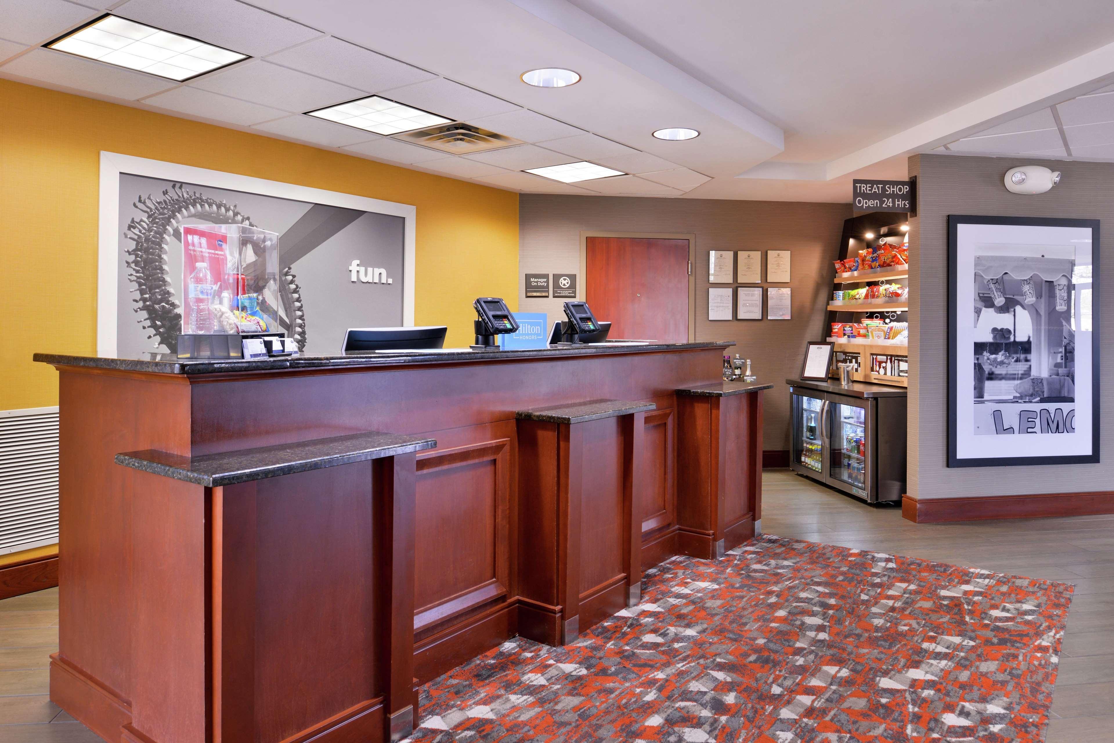 Hampton Inn Norfolk/Virginia Beach Exterior photo